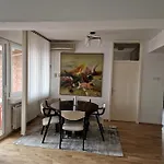 Lägenhet Fabulous Family Apartment, Beverly Hills Mall Area
