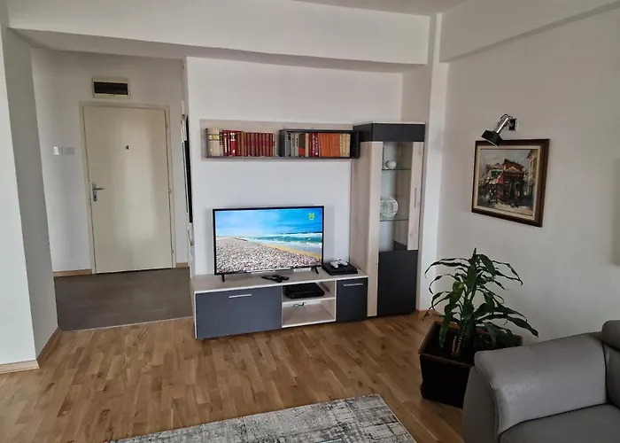 Fabulous Family Apartment, Beverly Hills Mall Area Appartement *